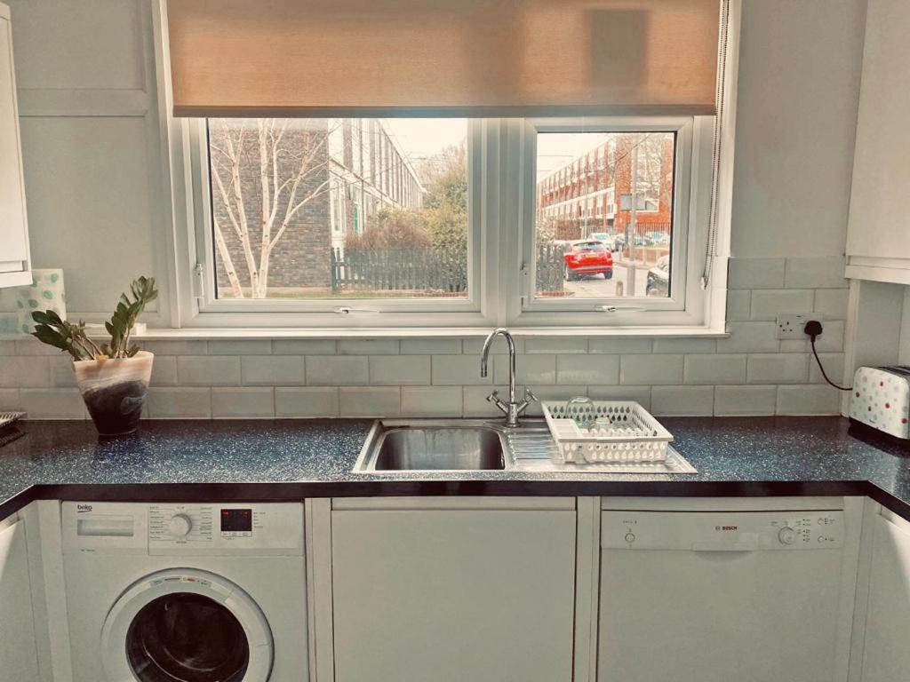Albert Bridge Spacious Double Room London Ngoại thất bức ảnh